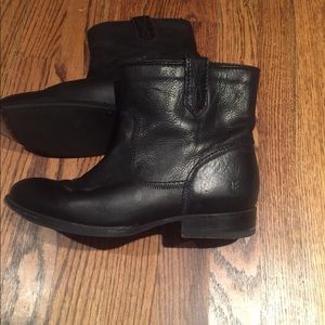 Frye black bootie